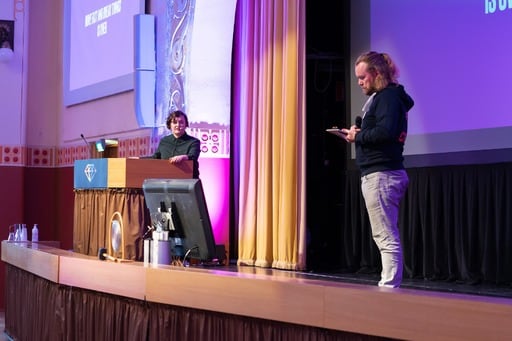 Antti asks Wiktoria some questions