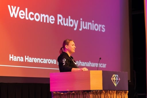 Lightning talk. ‘Welcome Ruby Juniors’ on screen
